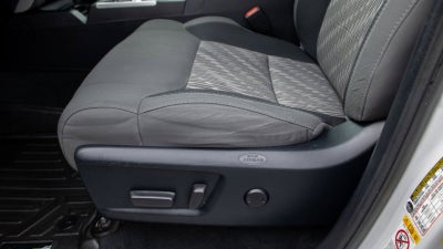 2018 Toyota Tundra SR5 5.7L V8