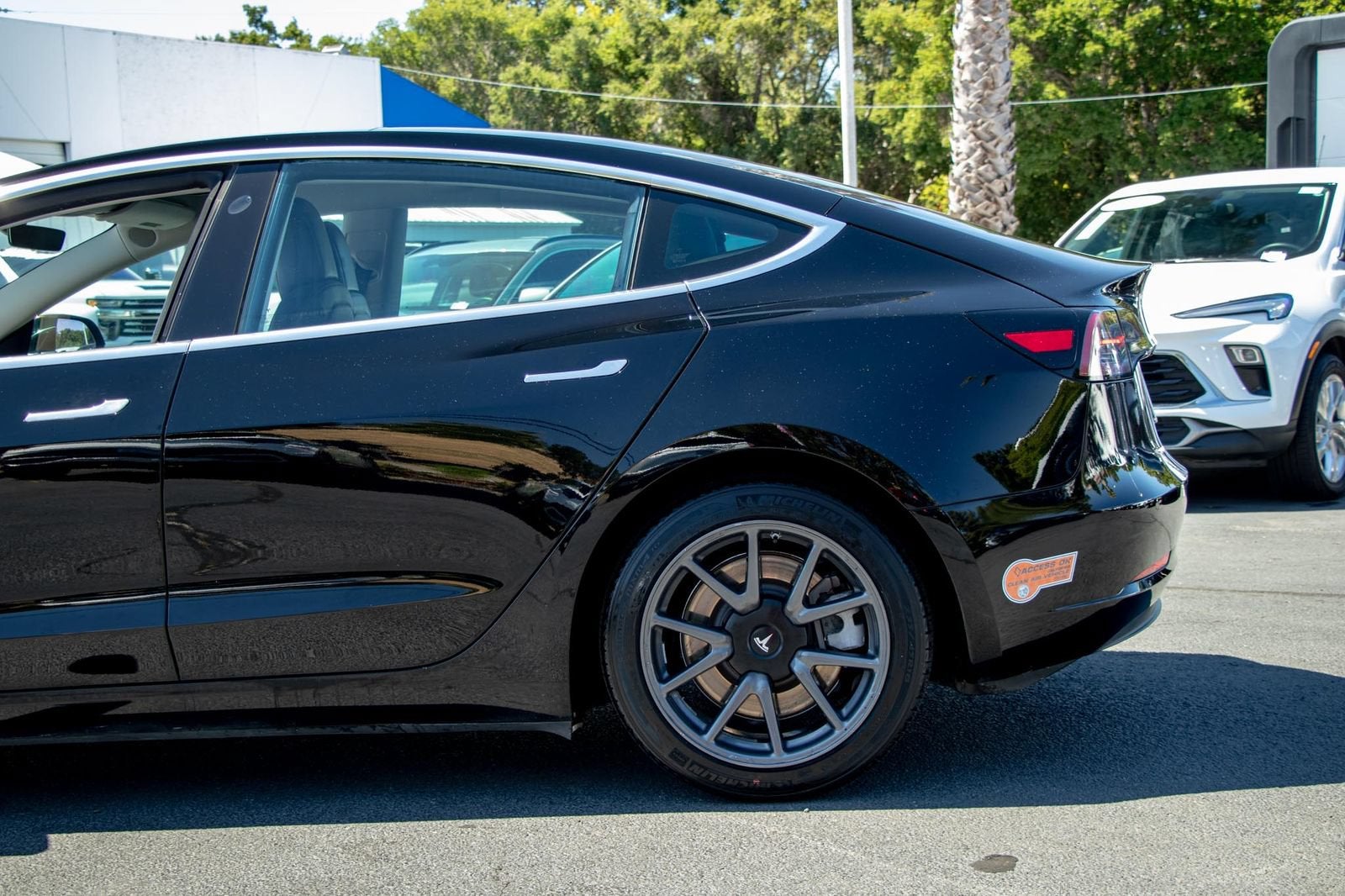 2019 Tesla Model 3 Mid Range