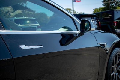 2019 Tesla Model 3 Mid Range