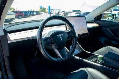 2019 Tesla Model 3 Mid Range