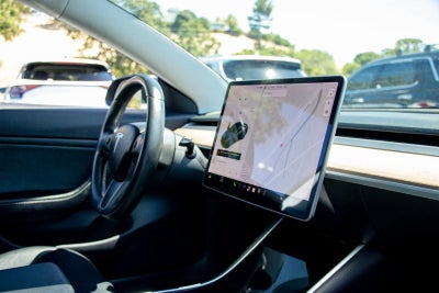 2019 Tesla Model 3 Mid Range