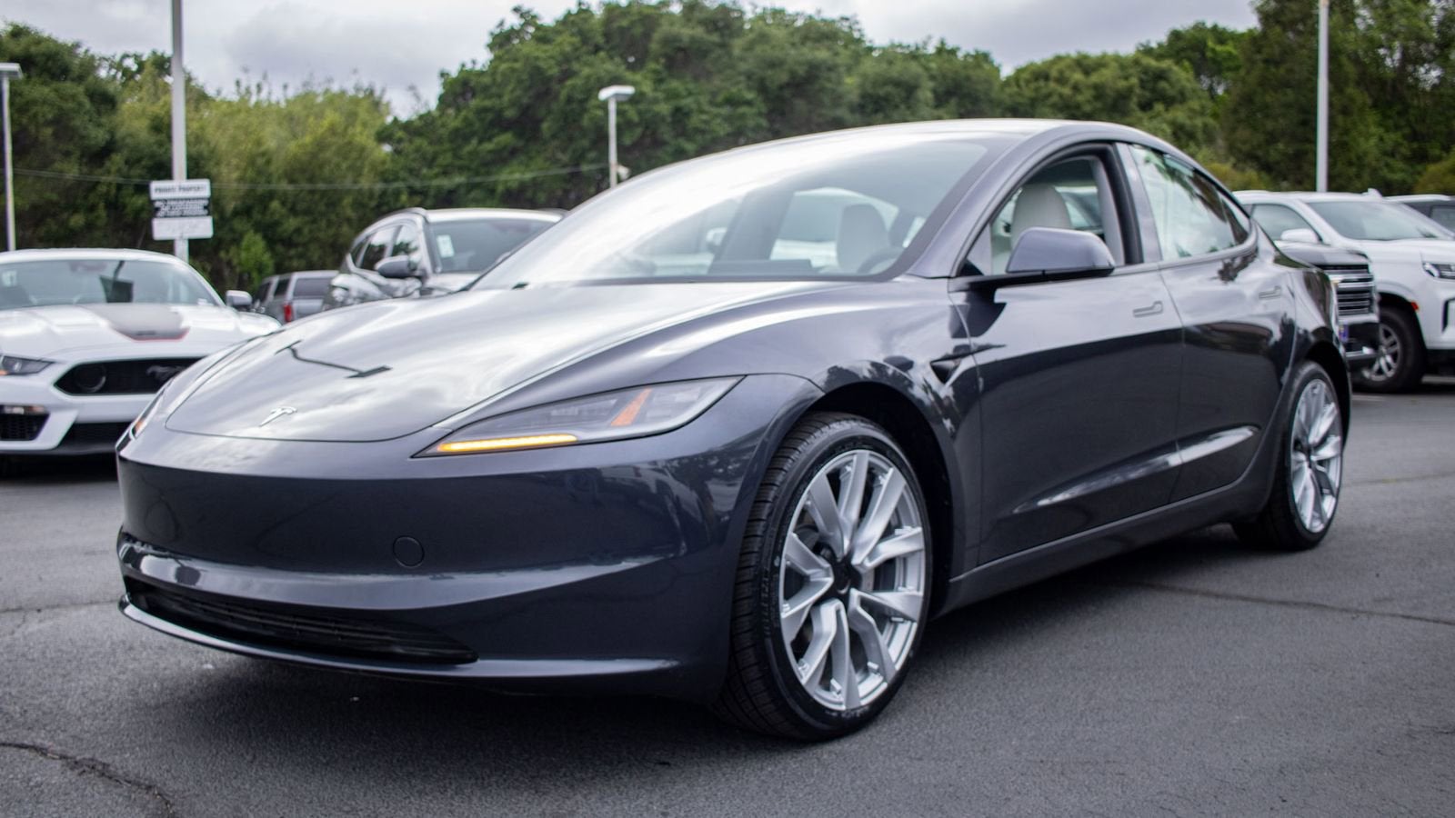 2025 Tesla Model 3 Long Range