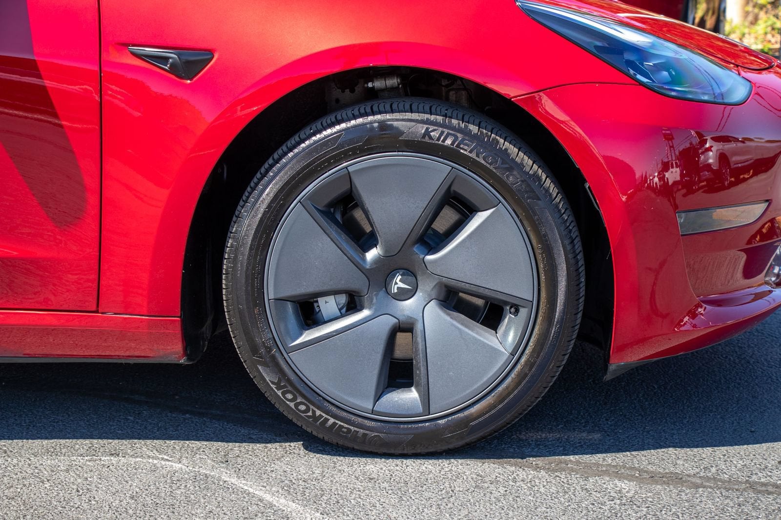 2023 Tesla Model 3 Rear-Wheel Drive