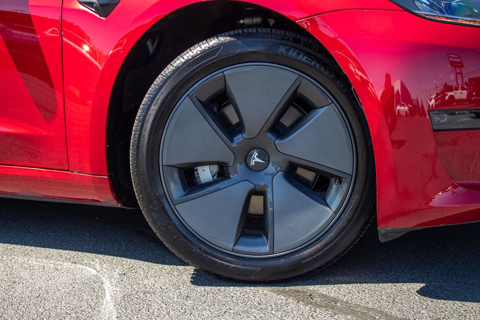 2023 Tesla Model 3 Rear-Wheel Drive
