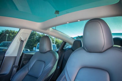 2023 Tesla Model 3 Rear-Wheel Drive