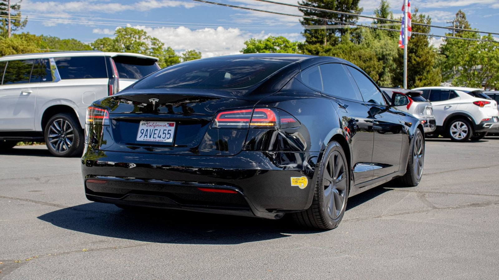 2022 Tesla Model S Base