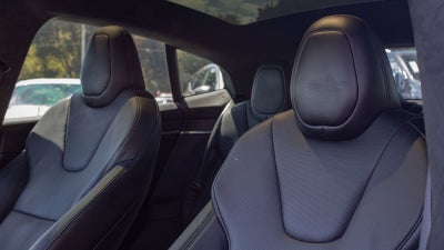 2022 Tesla Model S Base