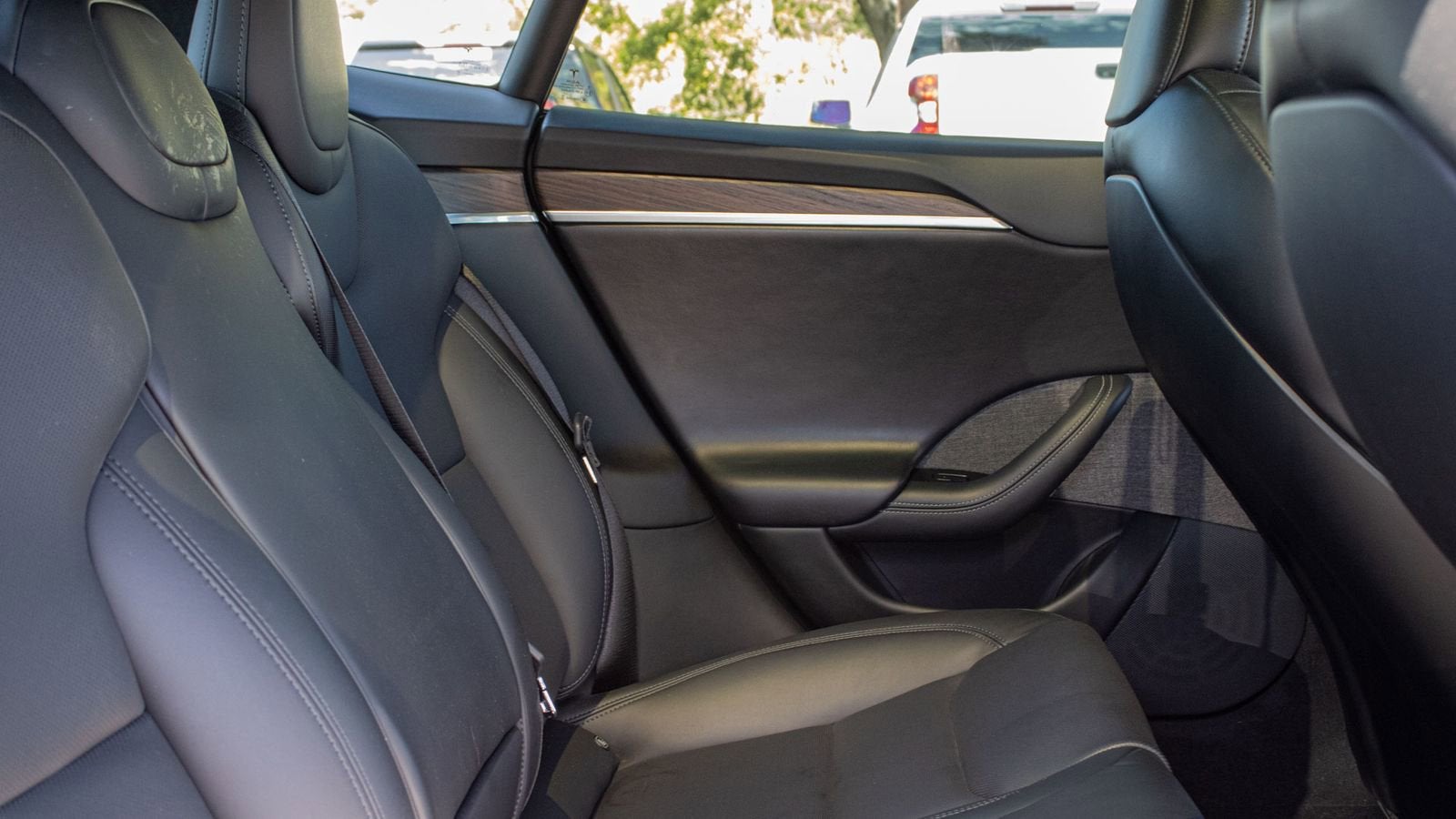 2022 Tesla Model S Base