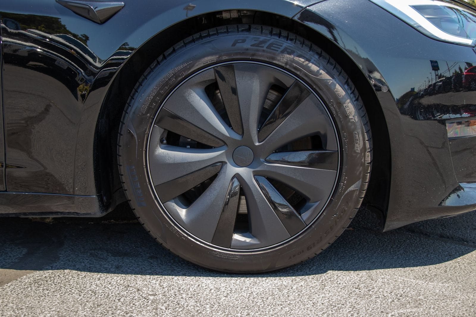 2022 Tesla Model S Dual Motor All-Wheel Drive