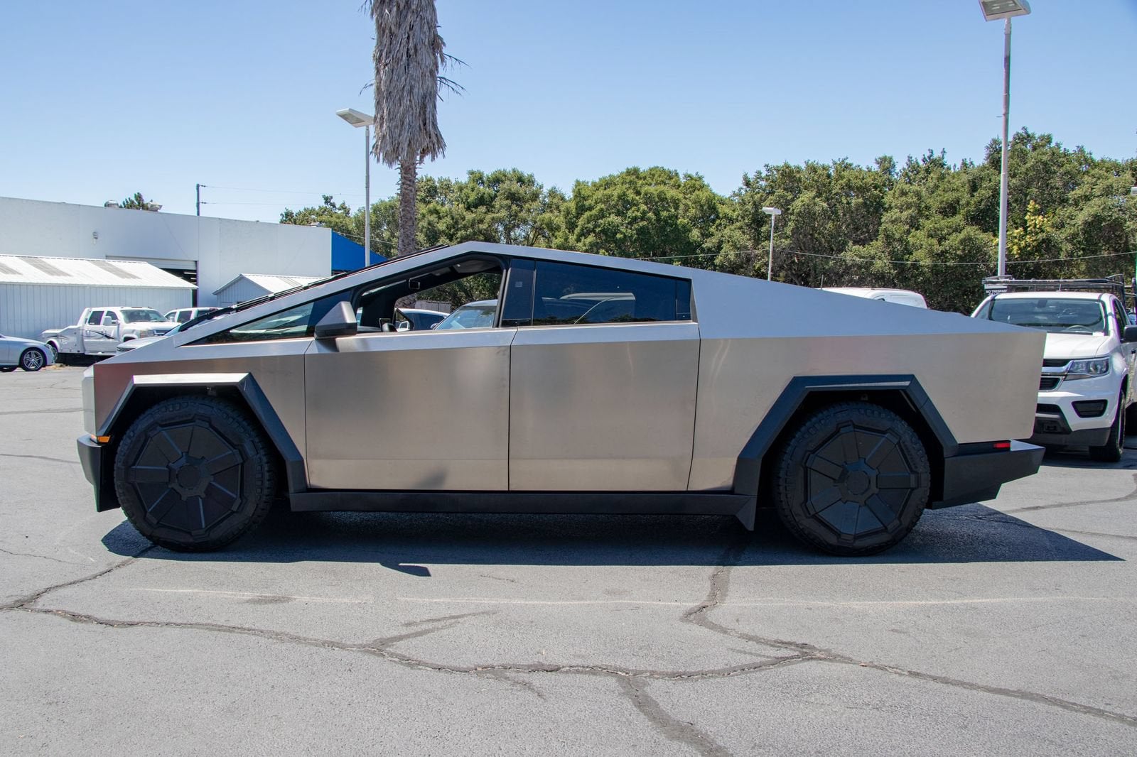 2024 Tesla Cybertruck All-Wheel Drive