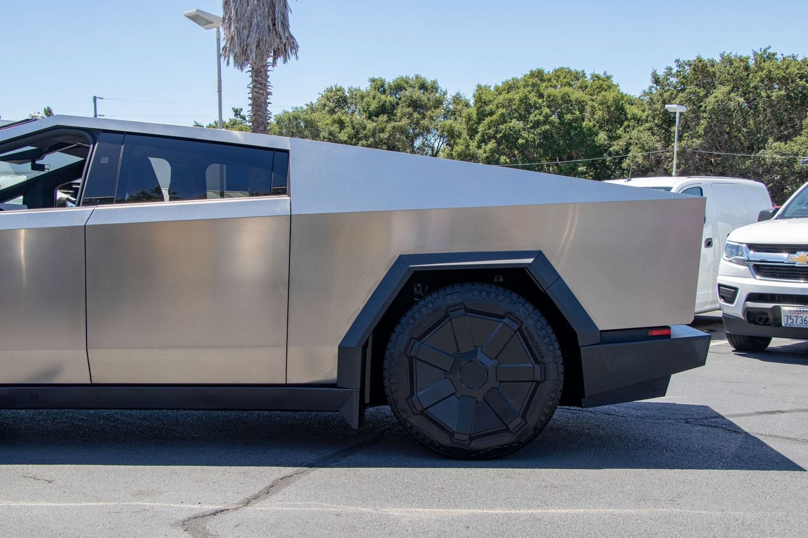 2024 Tesla Cybertruck All-Wheel Drive