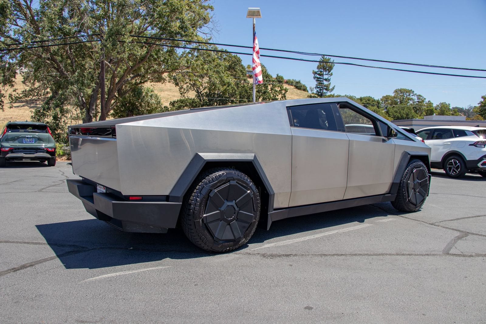 2024 Tesla Cybertruck All-Wheel Drive