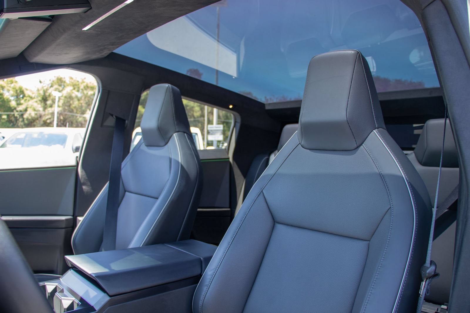 2024 Tesla Cybertruck All-Wheel Drive
