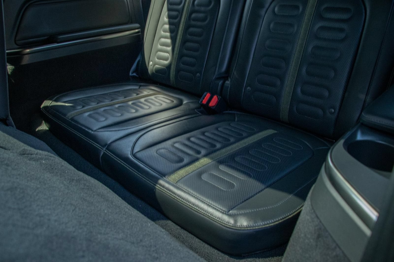 2024 Rivian R1S Adventure Dual Motor Max Pack
