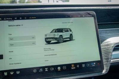 2024 Rivian R1S Adventure Dual Motor Max Pack