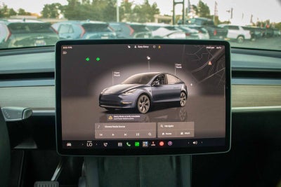 2025 Tesla Model Y Long Range