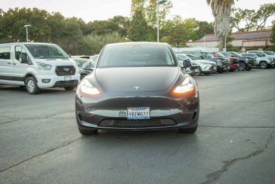 2025 Tesla Model Y Long Range