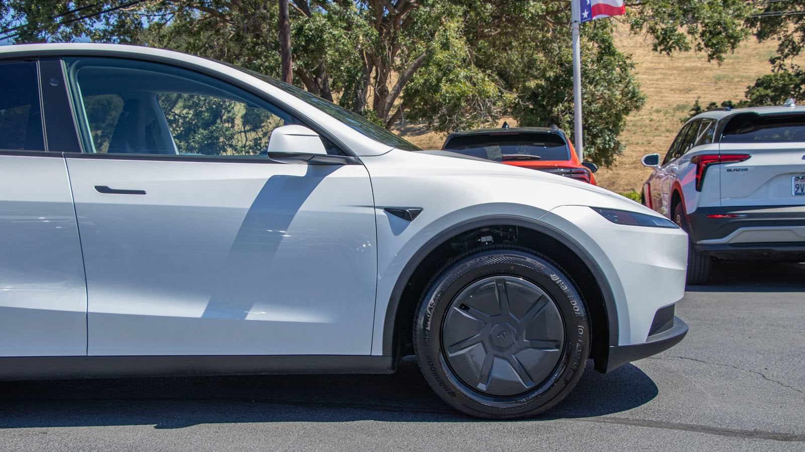 2026 Tesla Model Y Premium Rear-Wheel Drive