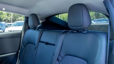 2026 Tesla Model Y Premium Rear-Wheel Drive