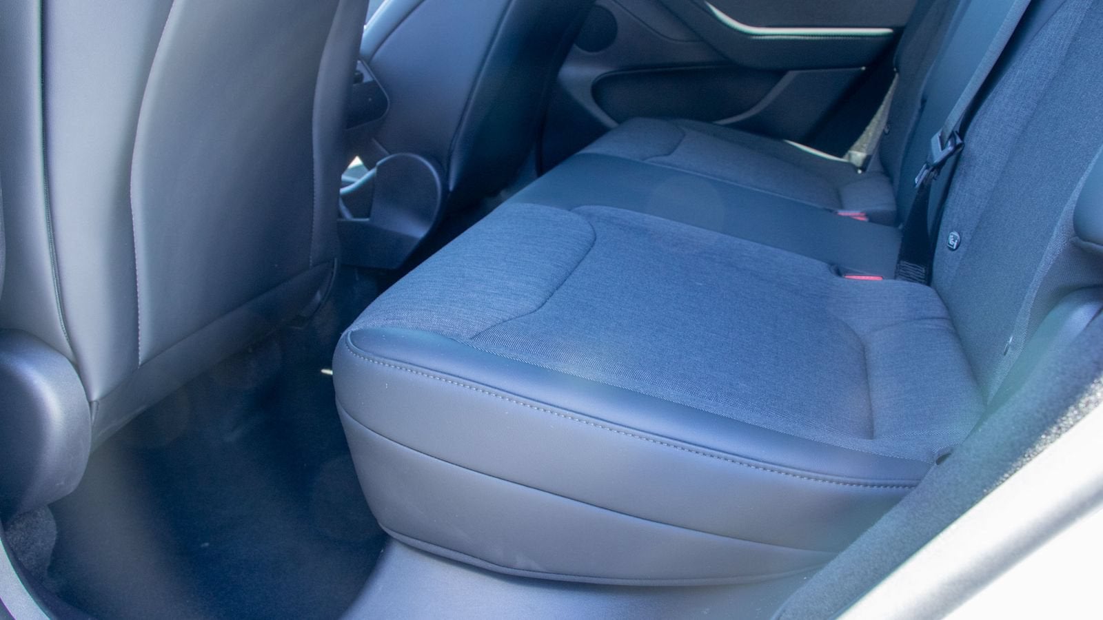 2026 Tesla Model Y Premium Rear-Wheel Drive