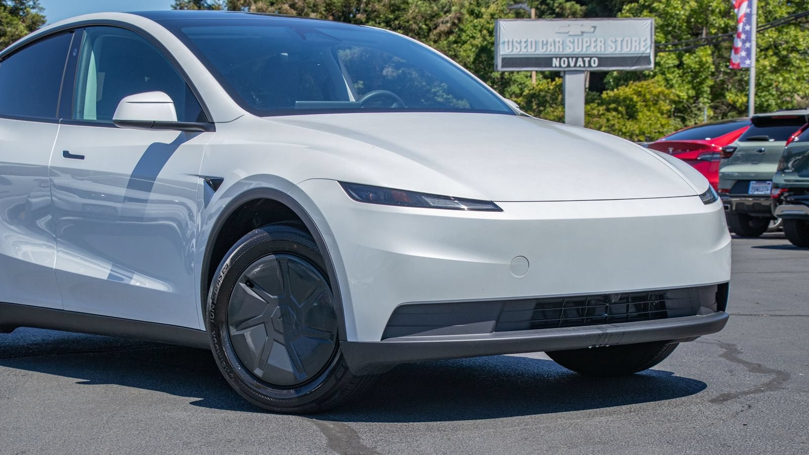 2026 Tesla Model Y Premium Rear-Wheel Drive