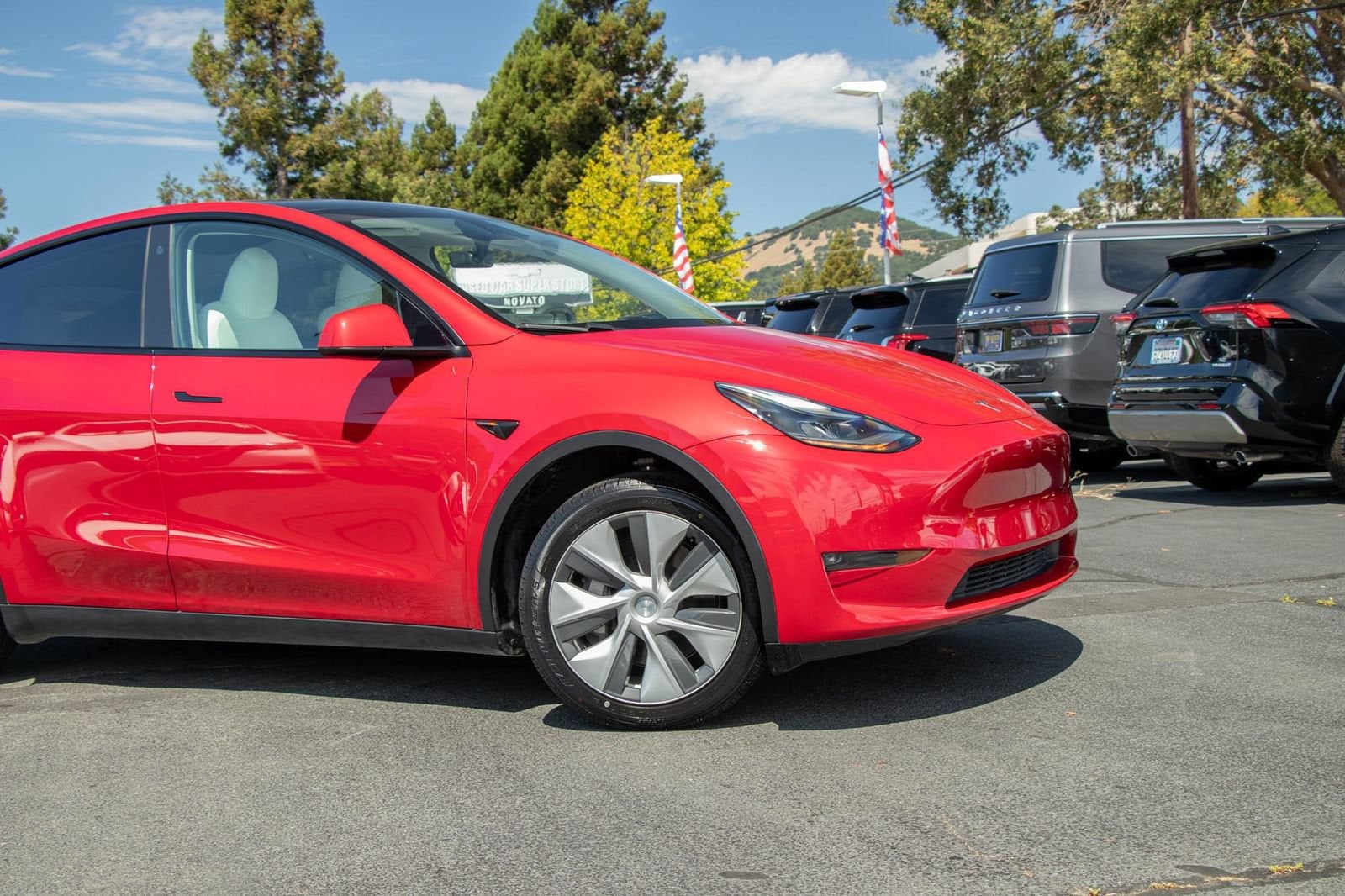 2023 Tesla Model Y Long Range