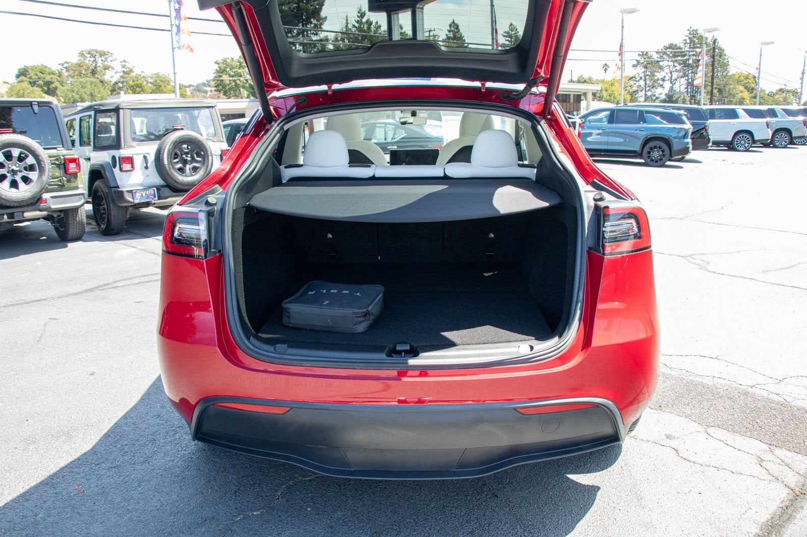 2023 Tesla Model Y Long Range