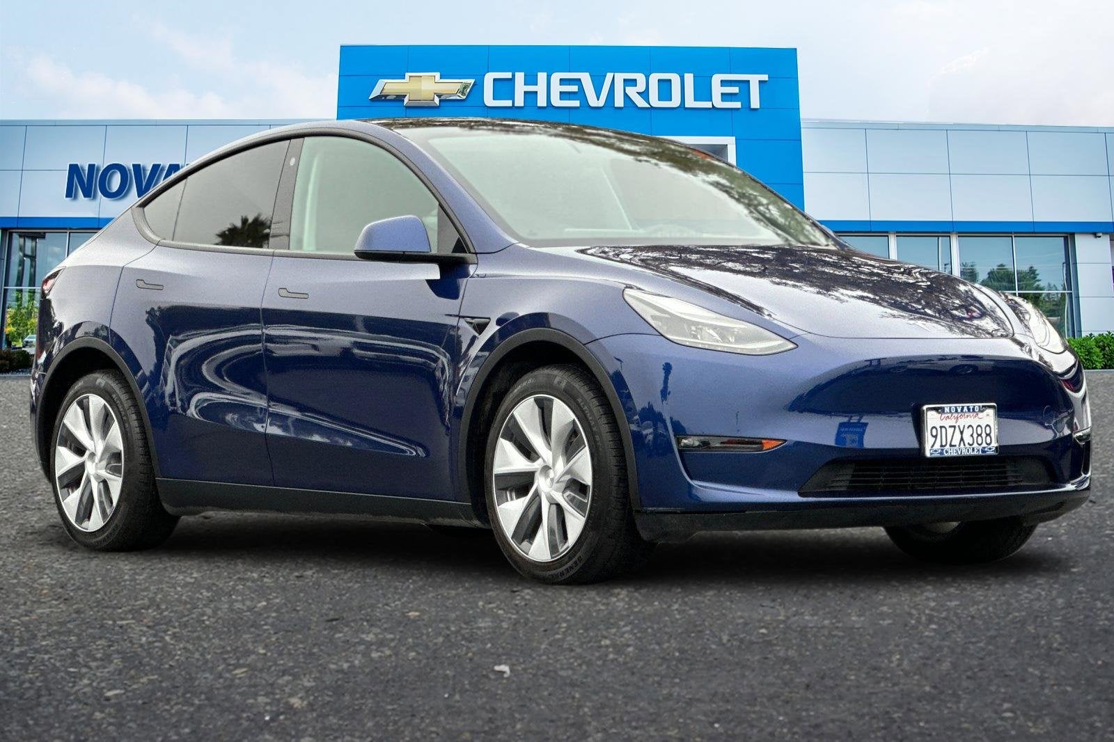 2023 Tesla Model Y Long Range