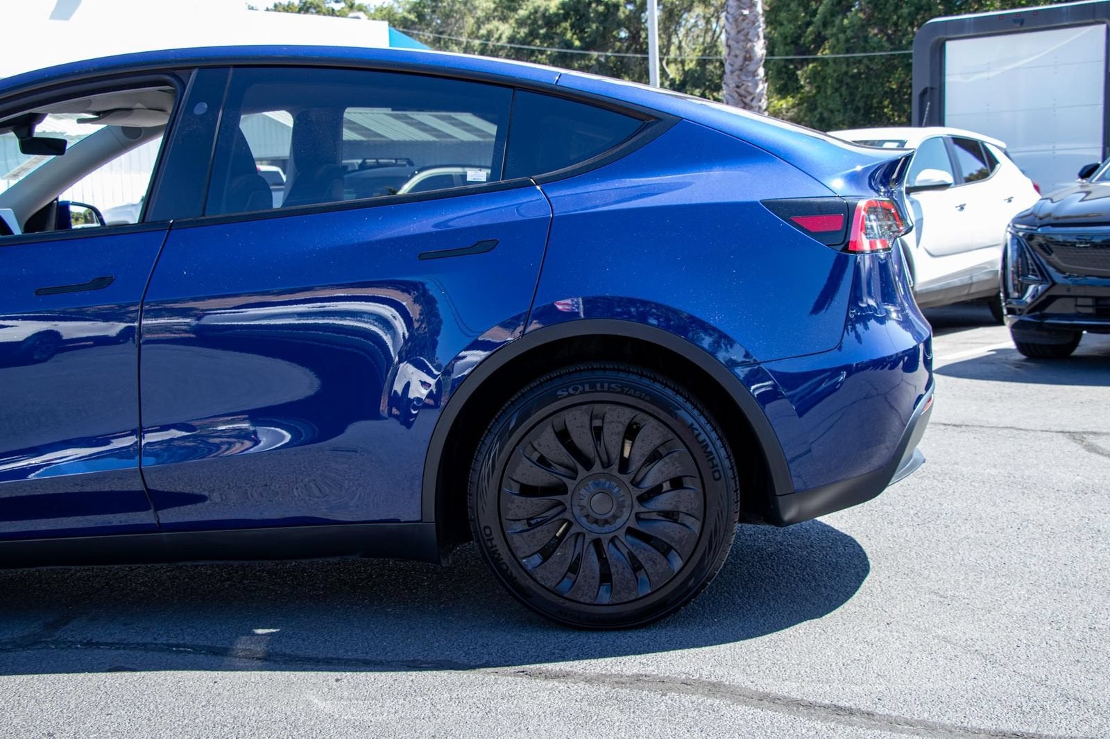 2024 Tesla Model Y Long Range