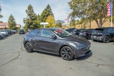2025 Tesla Model Y Long Range
