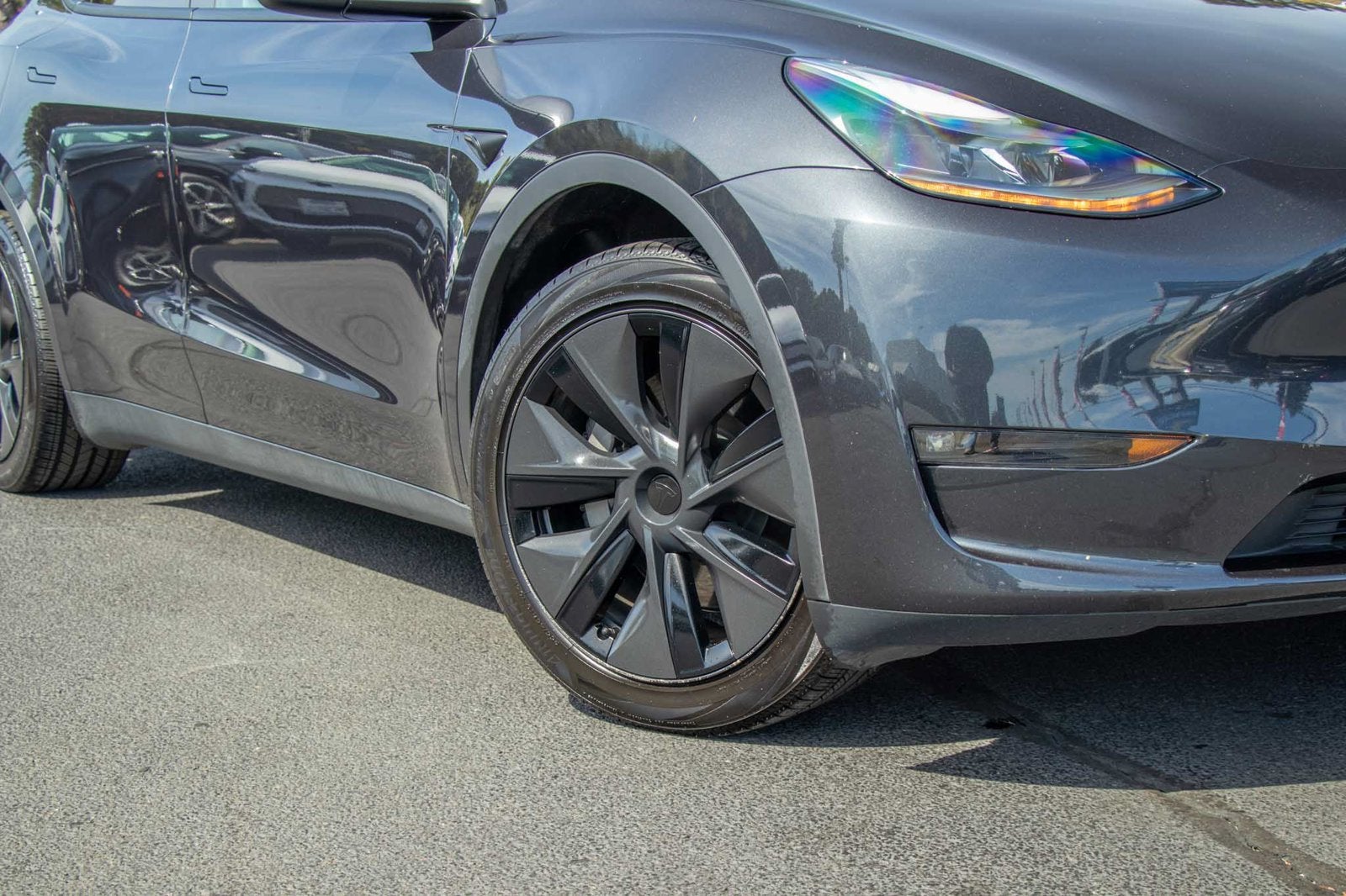 2025 Tesla Model Y Long Range