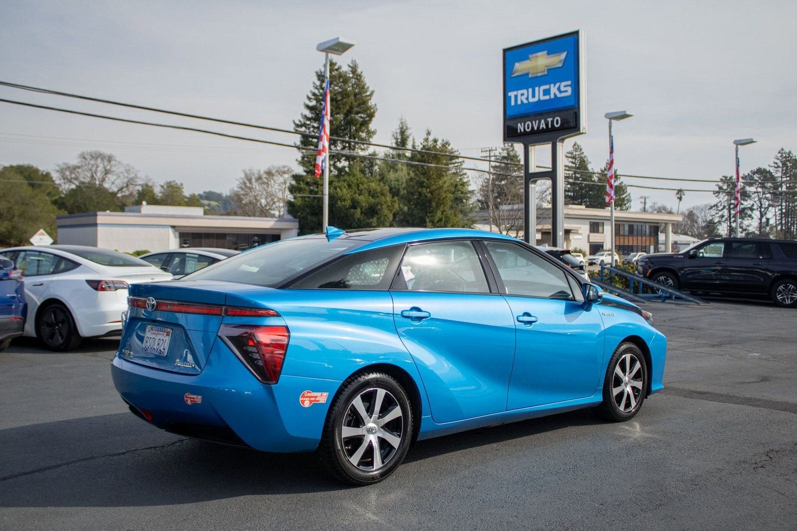 2017 Toyota Mirai Base