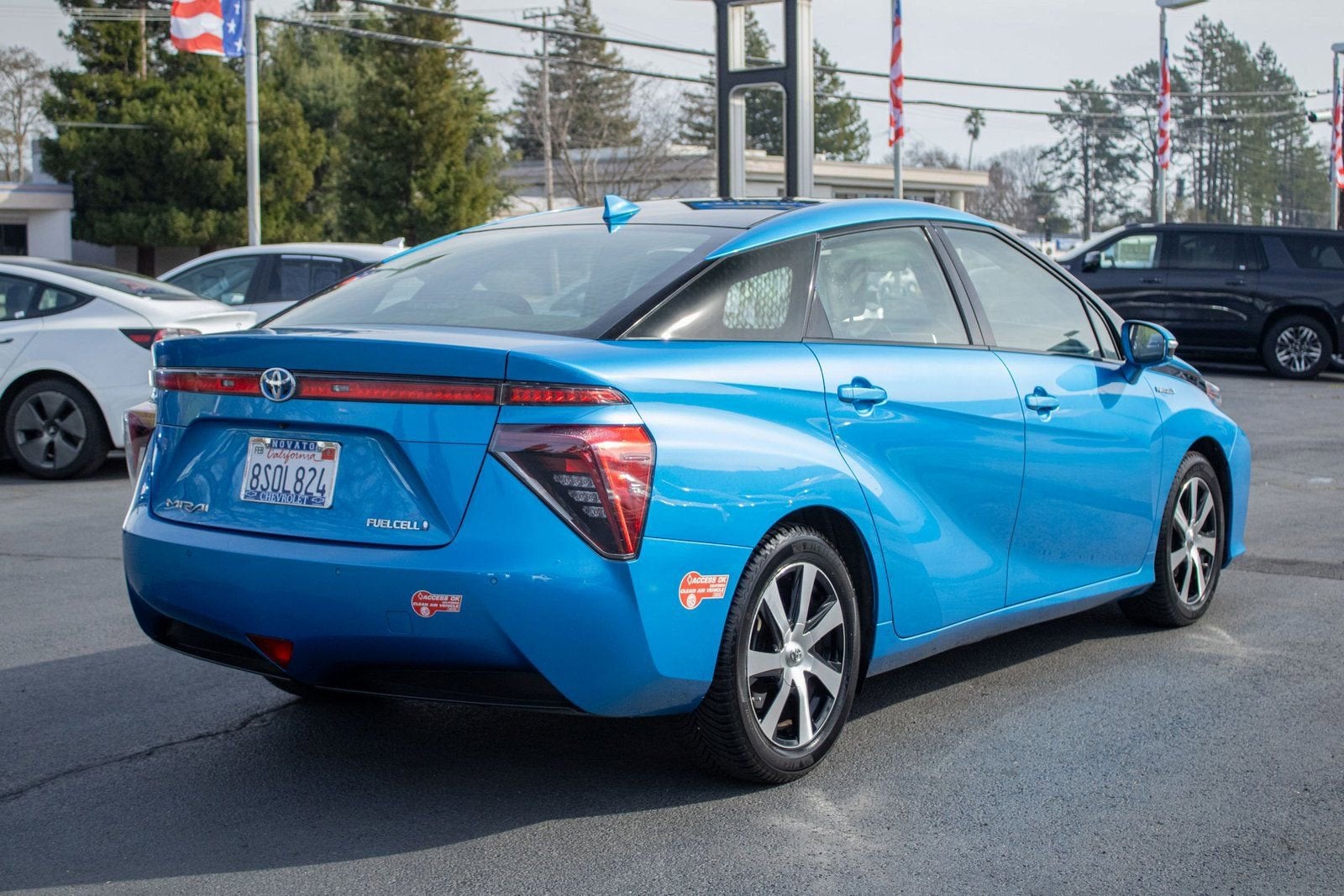 2017 Toyota Mirai Base