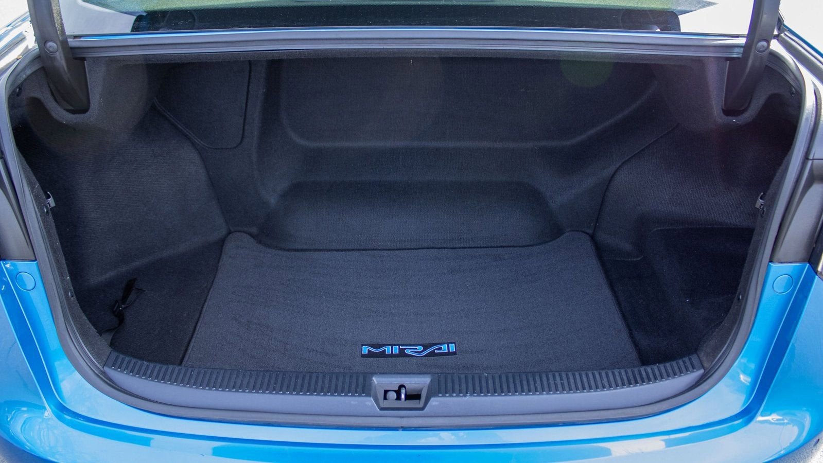 2017 Toyota Mirai Base