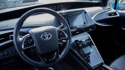 2017 Toyota Mirai Base