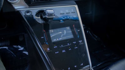 2017 Toyota Mirai Base