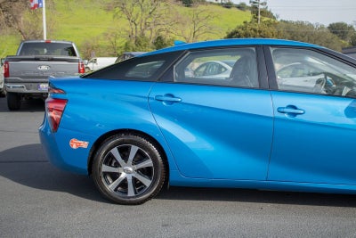 2017 Toyota Mirai Base