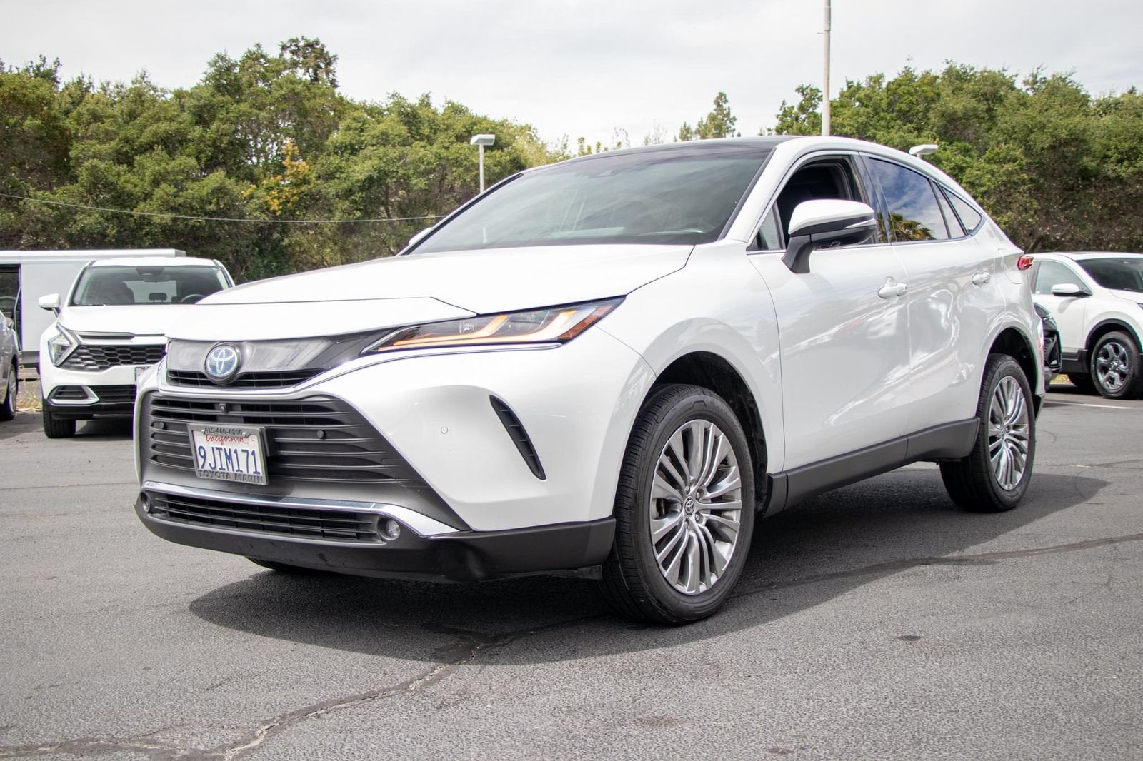 2023 Toyota Venza LE