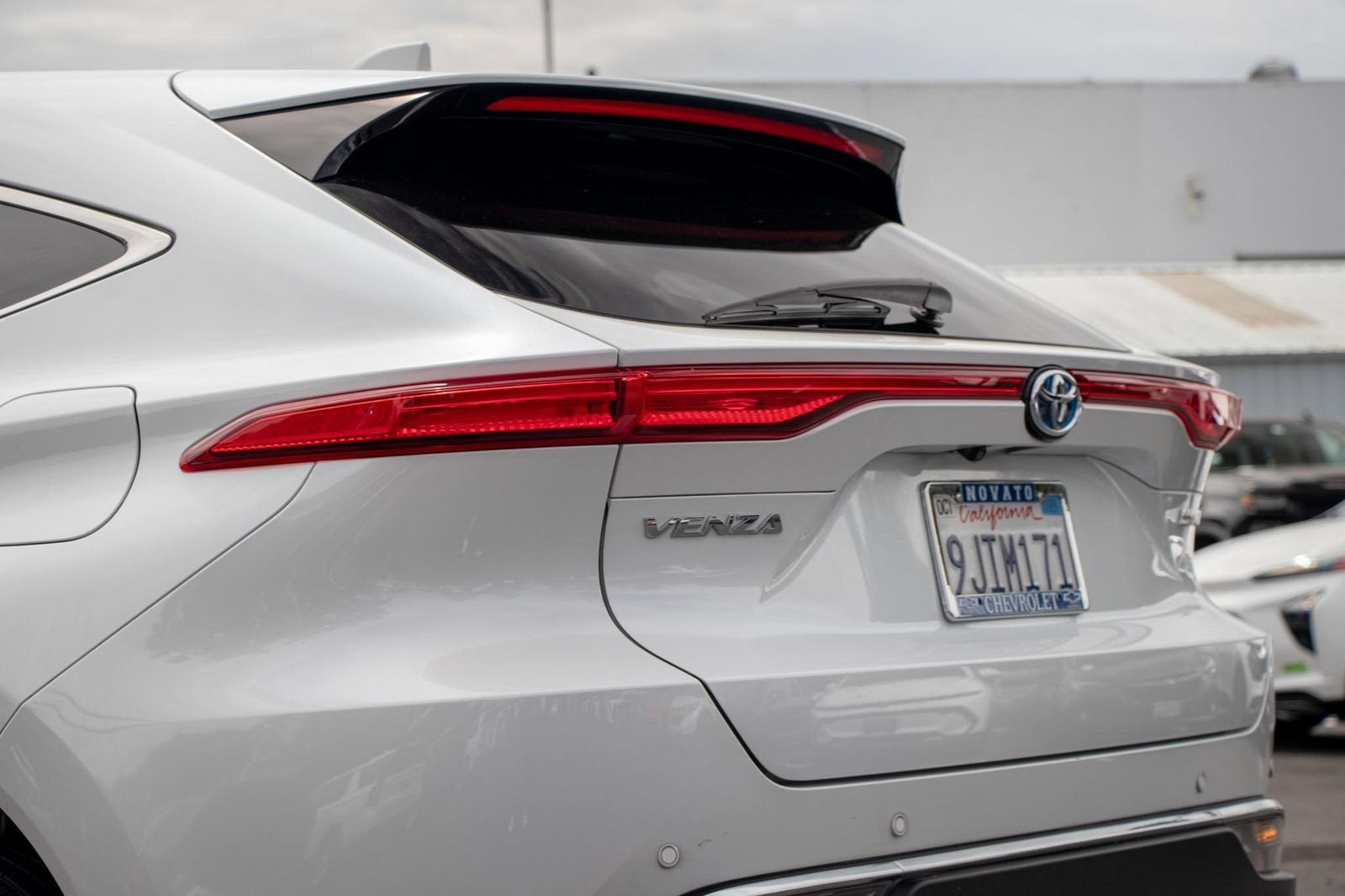 2023 Toyota Venza LE