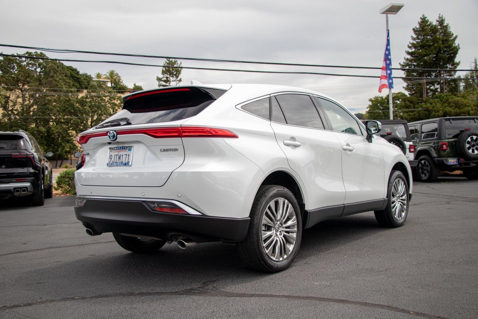 2023 Toyota Venza LE
