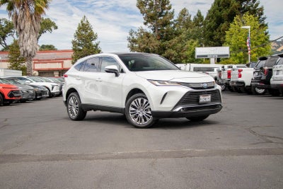 2023 Toyota Venza LE