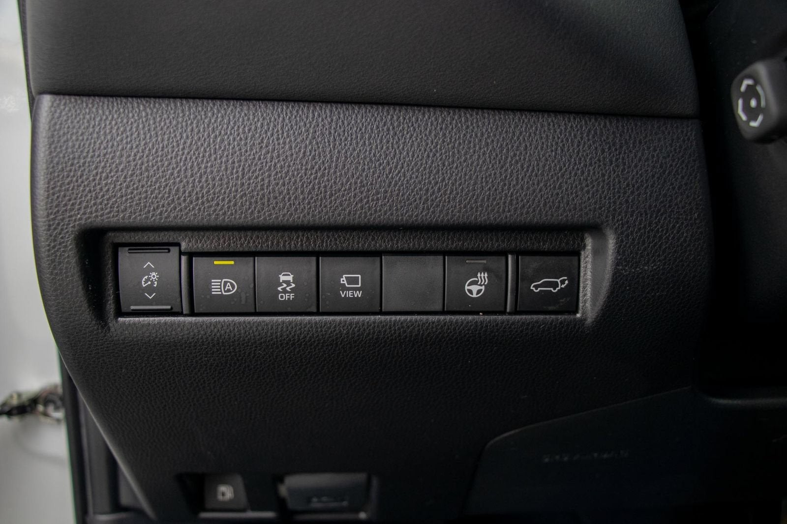 2023 Toyota Venza LE