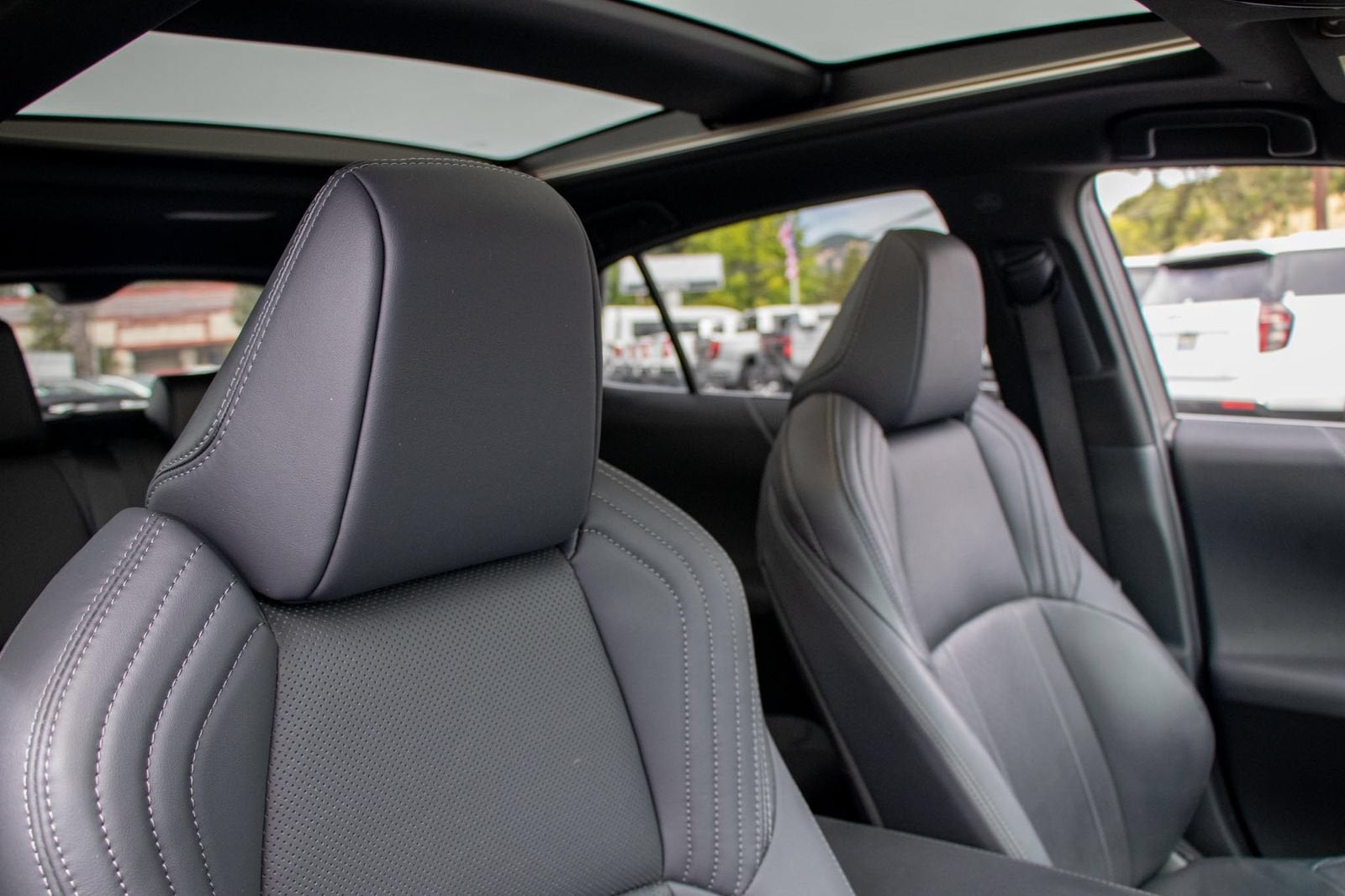 2023 Toyota Venza LE