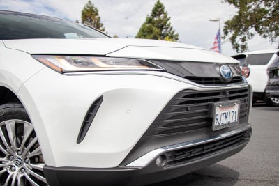 2023 Toyota Venza LE