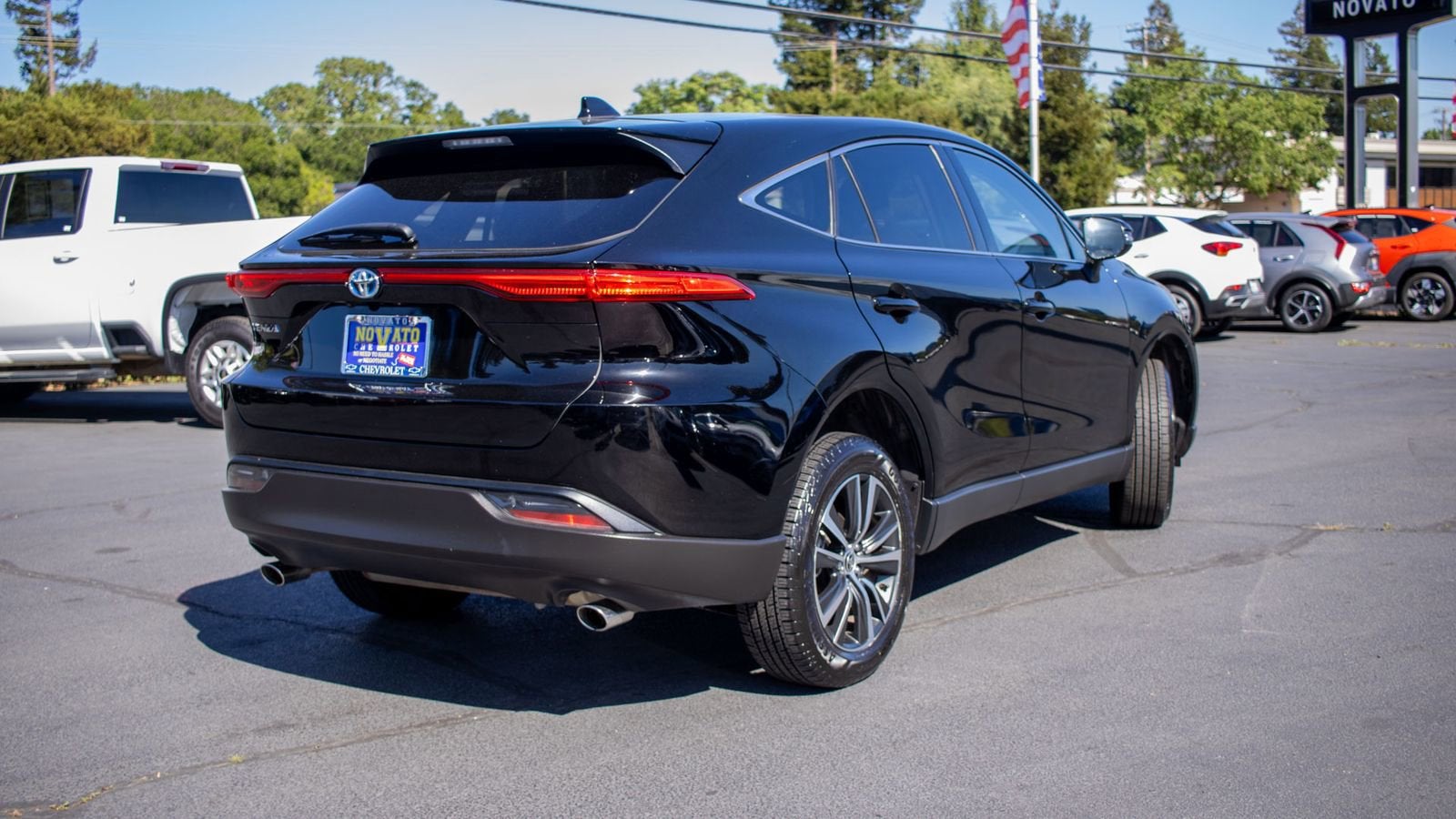 2023 Toyota Venza LE