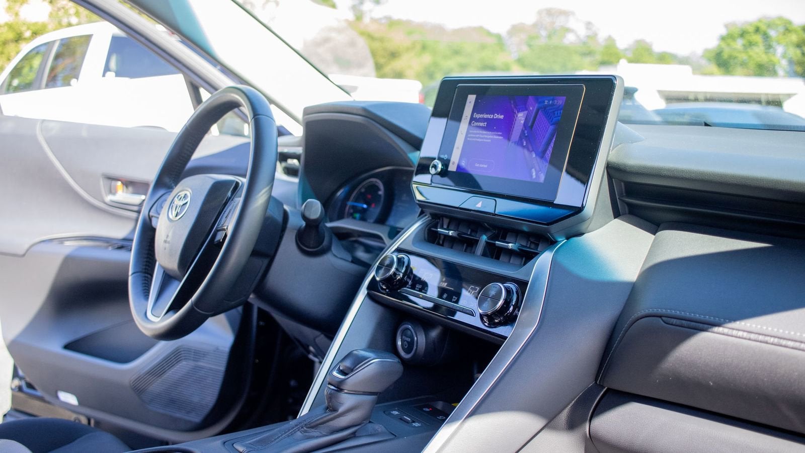 2023 Toyota Venza LE