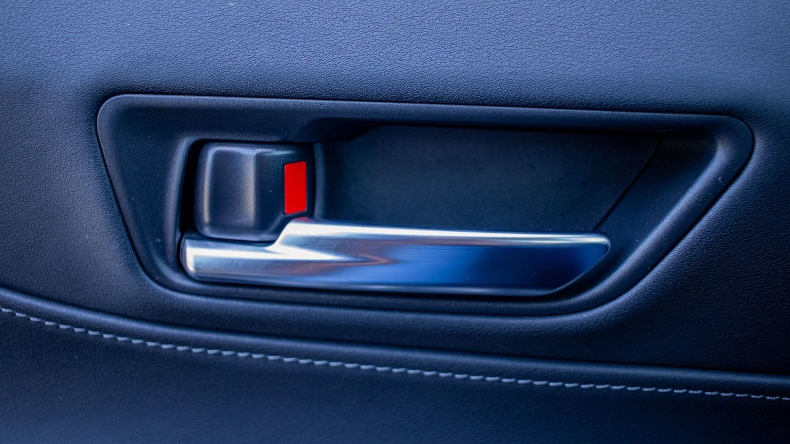 2023 Toyota Venza LE