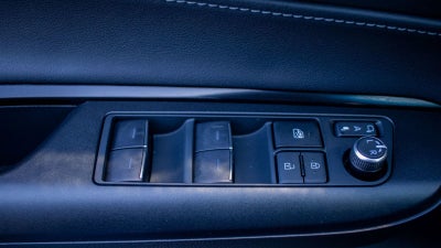 2023 Toyota Venza LE