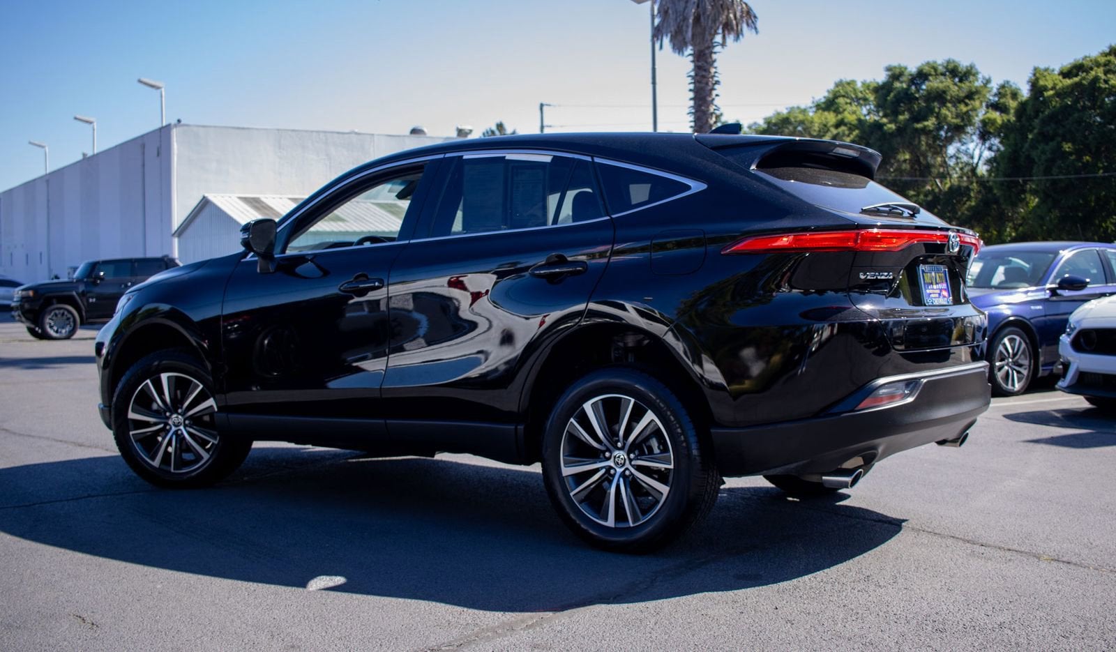 2023 Toyota Venza LE