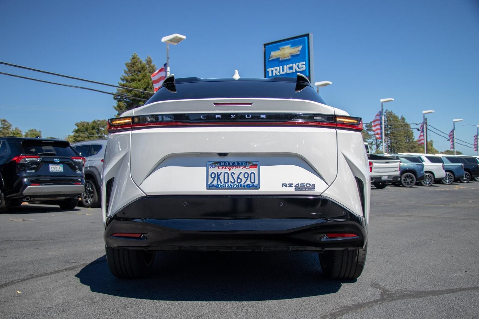 2023 Lexus RZ 450e Luxury